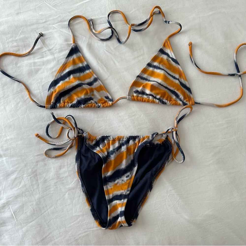 Urban Outfitters XS Striped Tie Dye Bikini in Orange and Navy